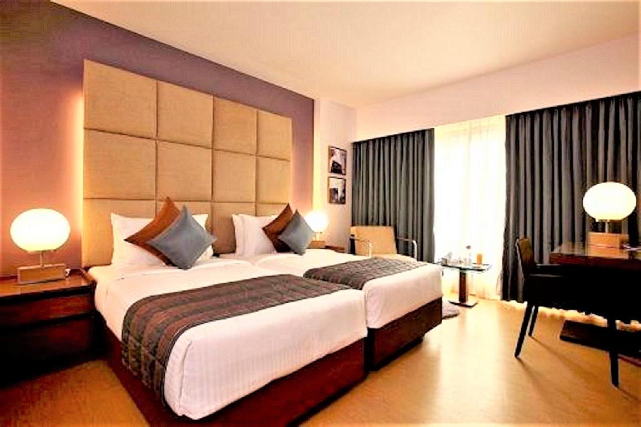 Hotel Yogi Executive, Navi Mumbai Exterior foto
