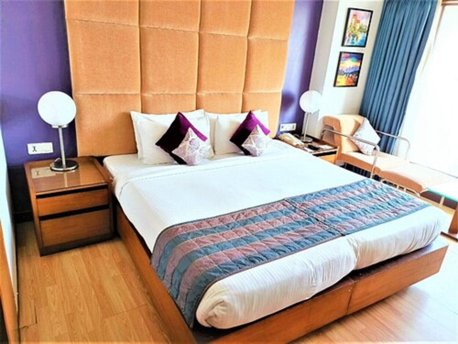 Hotel Yogi Executive, Navi Mumbai Exterior foto